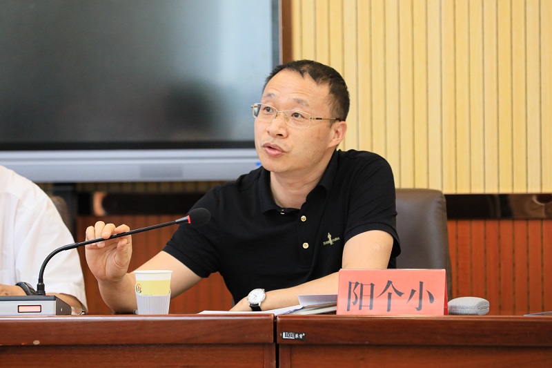 新發(fā)展集團副總經(jīng)理陽個?。?）.jpg